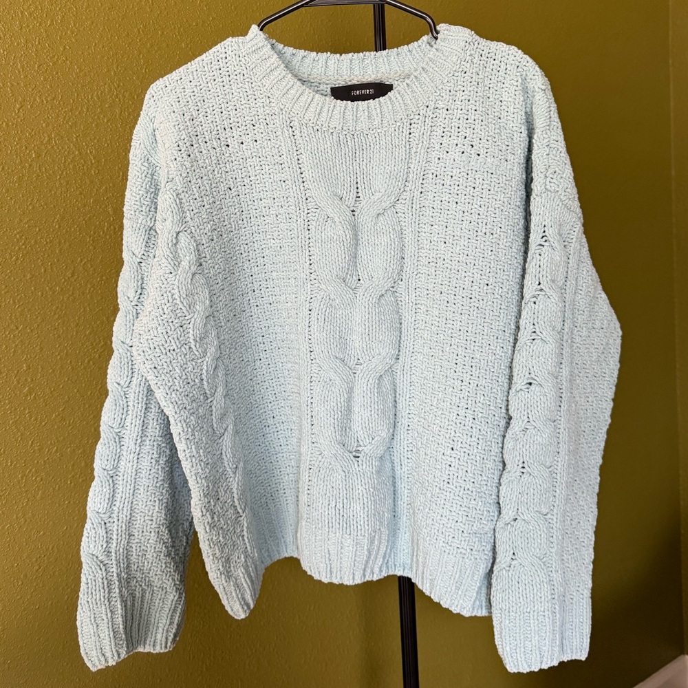 Forever 21 Soft Turquoise Cable Knit Sweater size Small